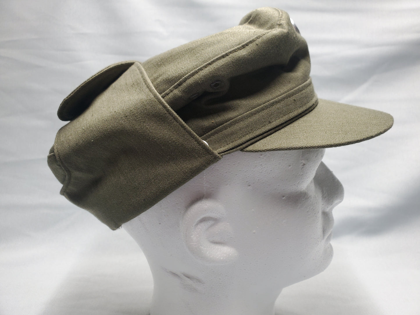 East German KdA Field Cap - Badge