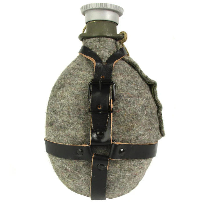Czechslovkian  Army M60 Canteen