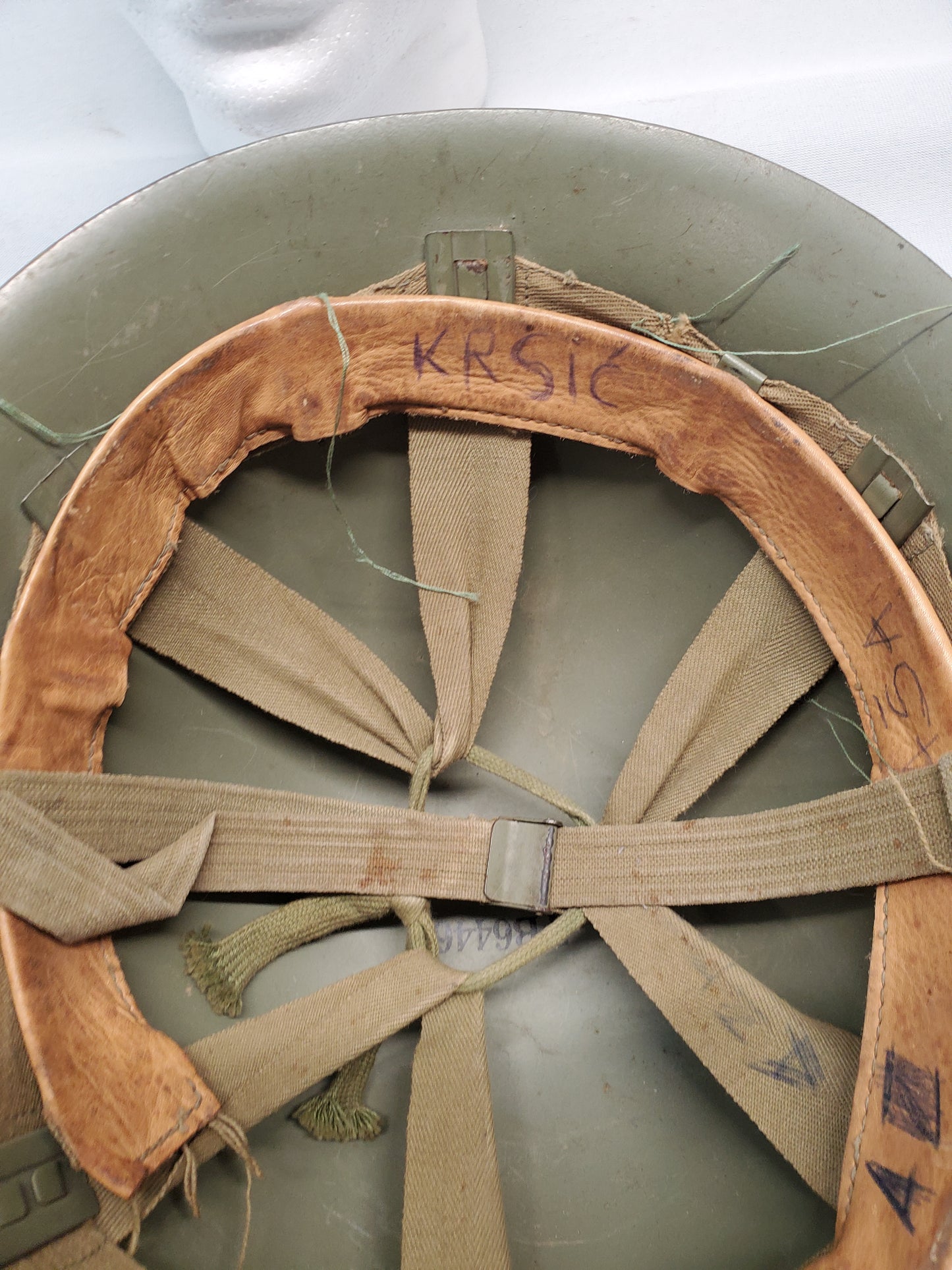 Yugoslavian NE44 Army Helmet II